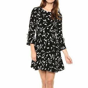 lucky brand | bell sleeve floral dress | size 8